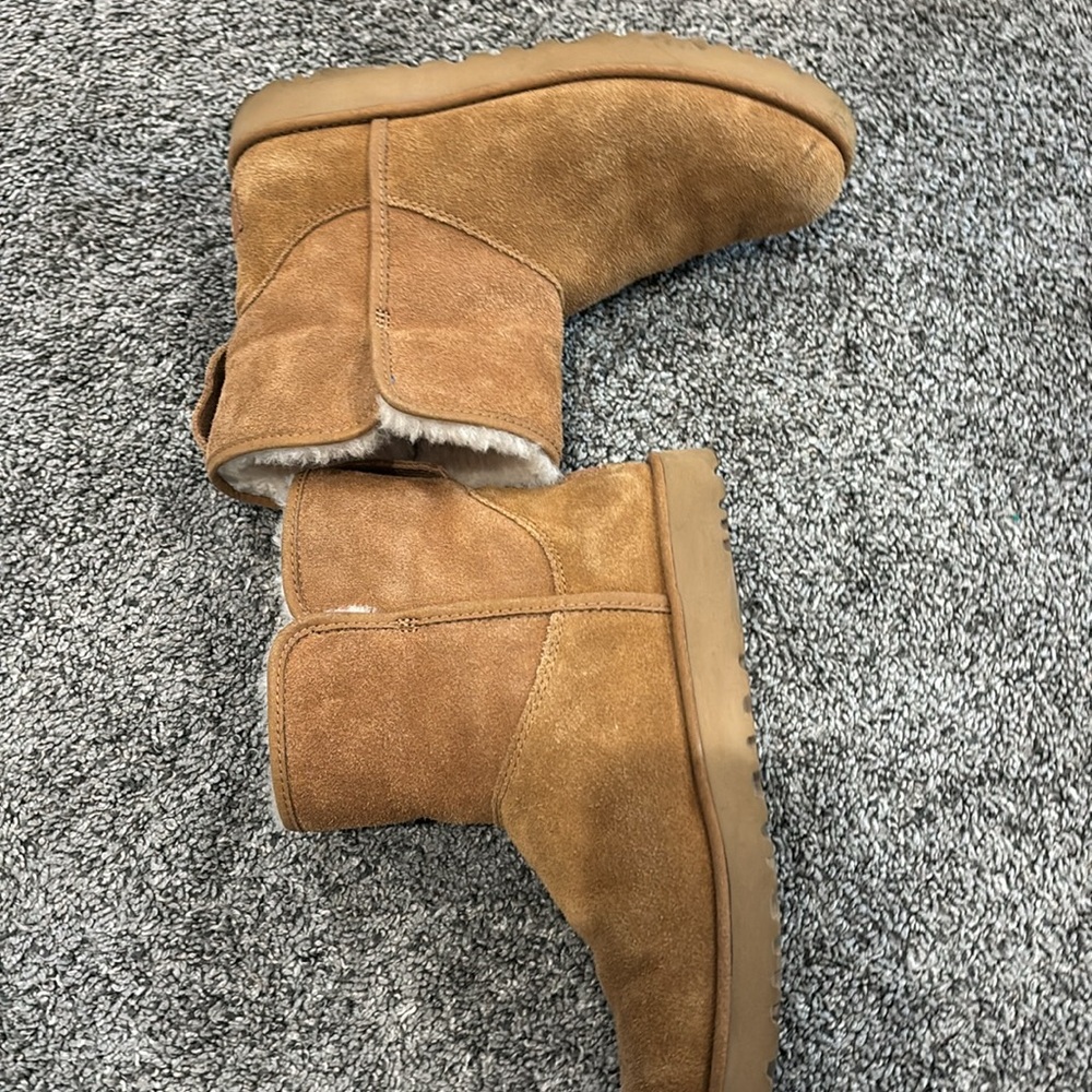 Authentic Ugg Minis - image 5